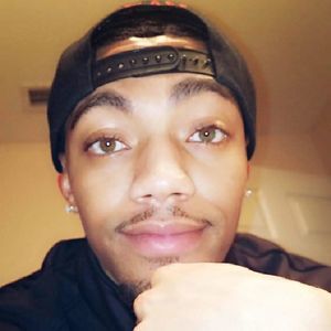 Meet your Posher, Desean